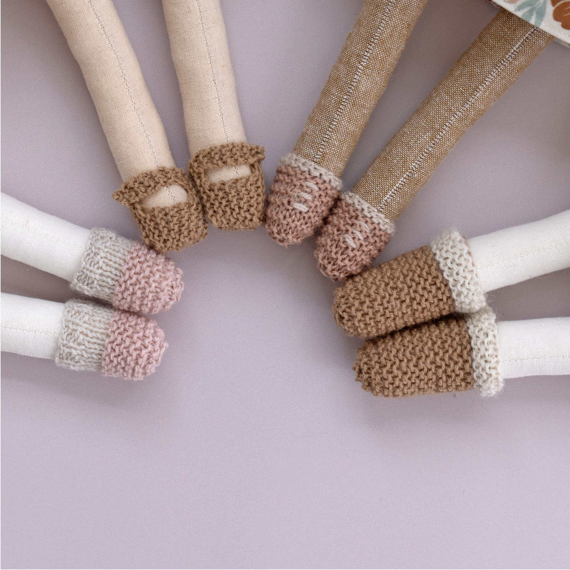 Knitted Accessory Knitted doll accessories pattern – Studio Seren